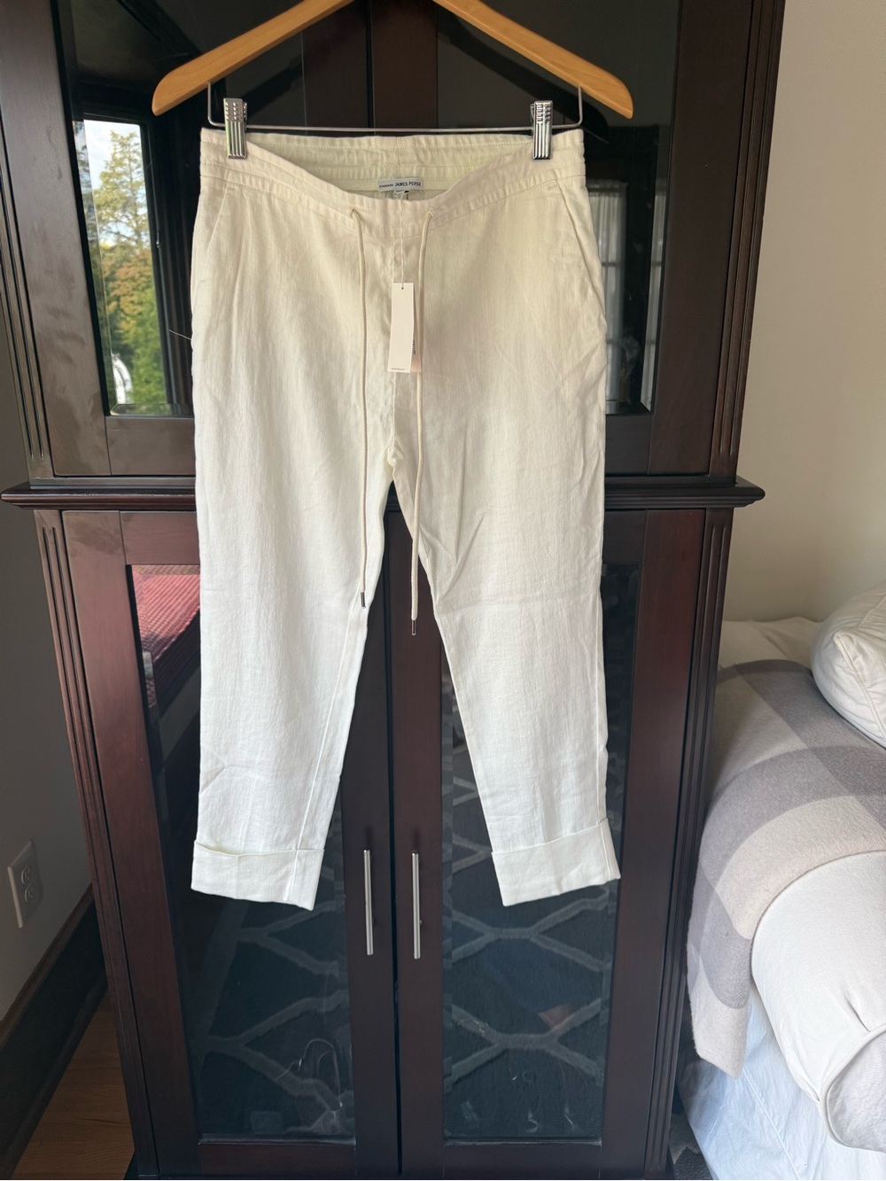 James Perse Cream Drawstring Linen-Blend Capris